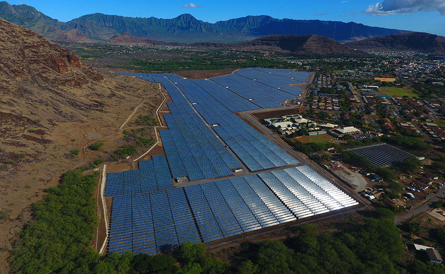 opebet赞助商REC太阳能装置在Waianae Solar